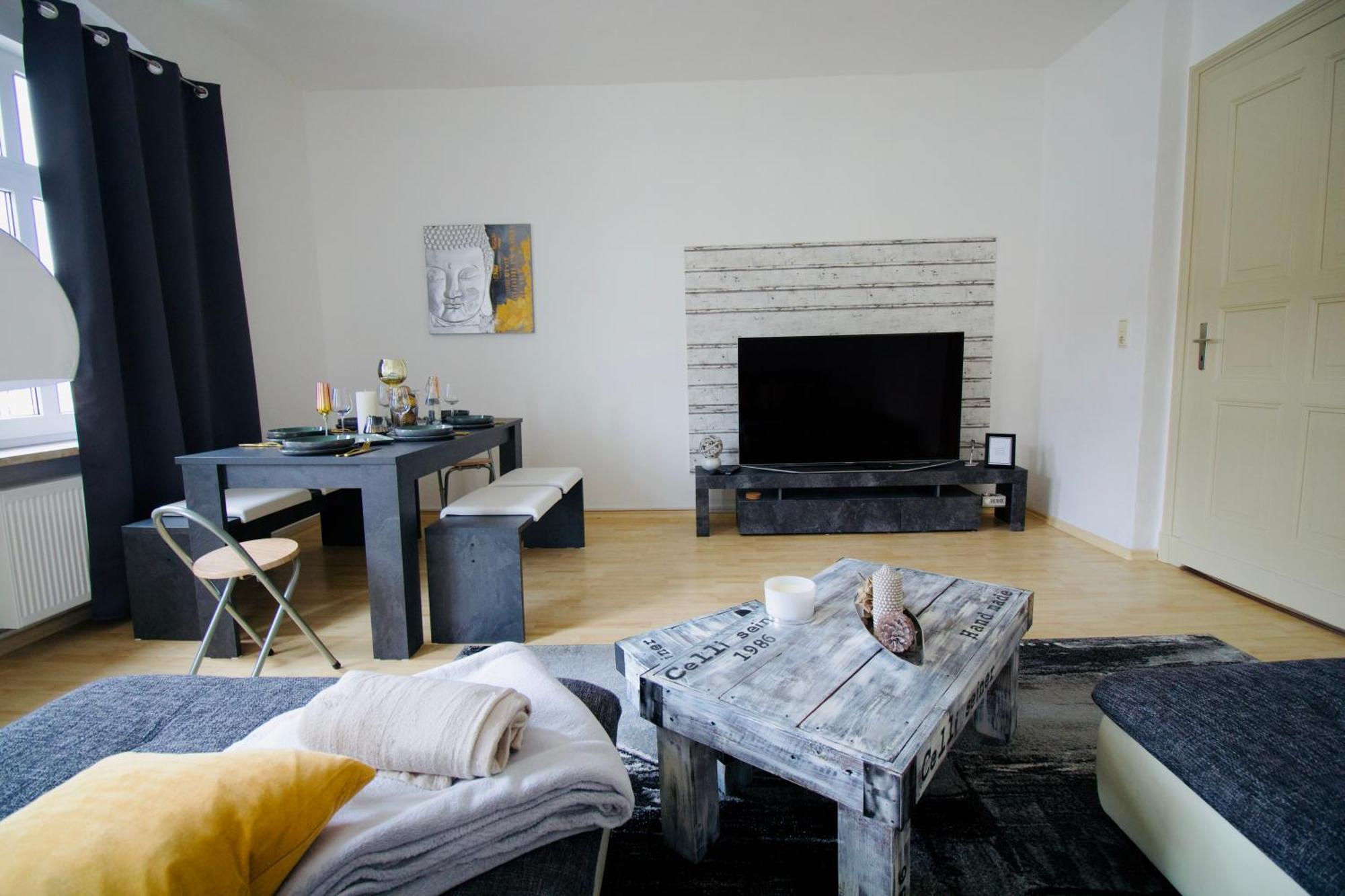 Gemuetliches Innenstadtnest, Zentrale Lage, 88Qm, Kostenfreier Parkplatz, Fuer Bis Zu 6 Personen 콧부스 외부 사진